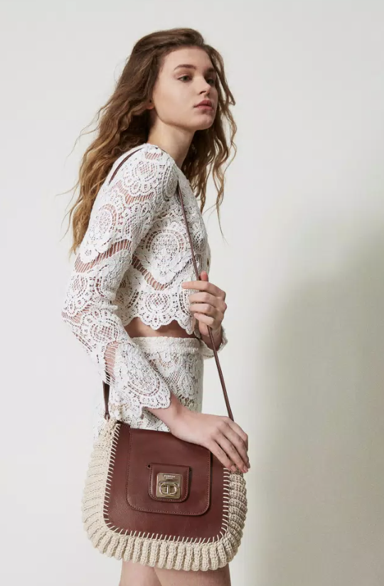 Chic et Élégance : Le Sac Bandoulière Crochet-Cuir
