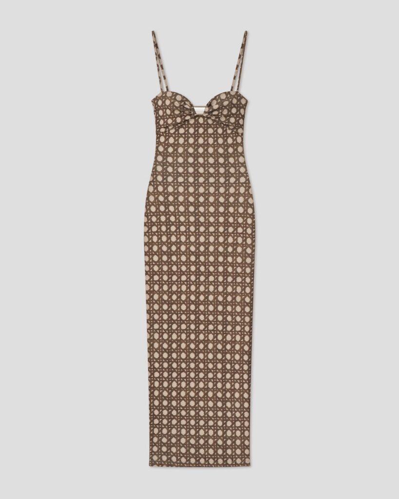 Robe midi Erandi de Nanushka, bustier drapé et imprimé cannage rotin beige sur fond brun