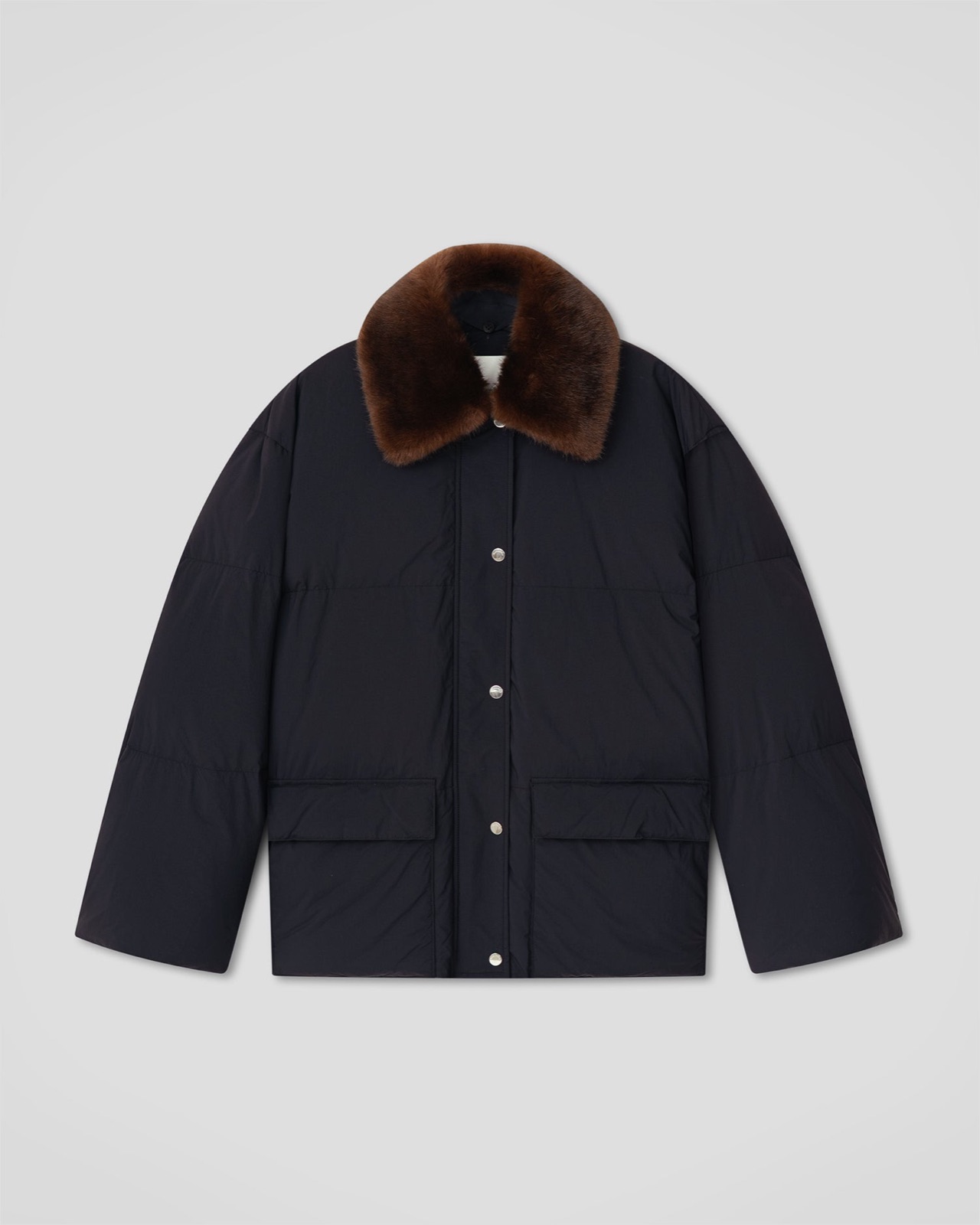 Veste Camey de Nanushka en nylon matelassé noir avec col de fausse fourrure brune détachable