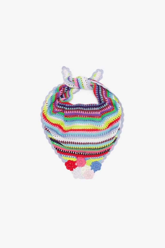 Écharpe bandana en crochet à rayures multicolores avec fleurs et bord festonné, Ganni