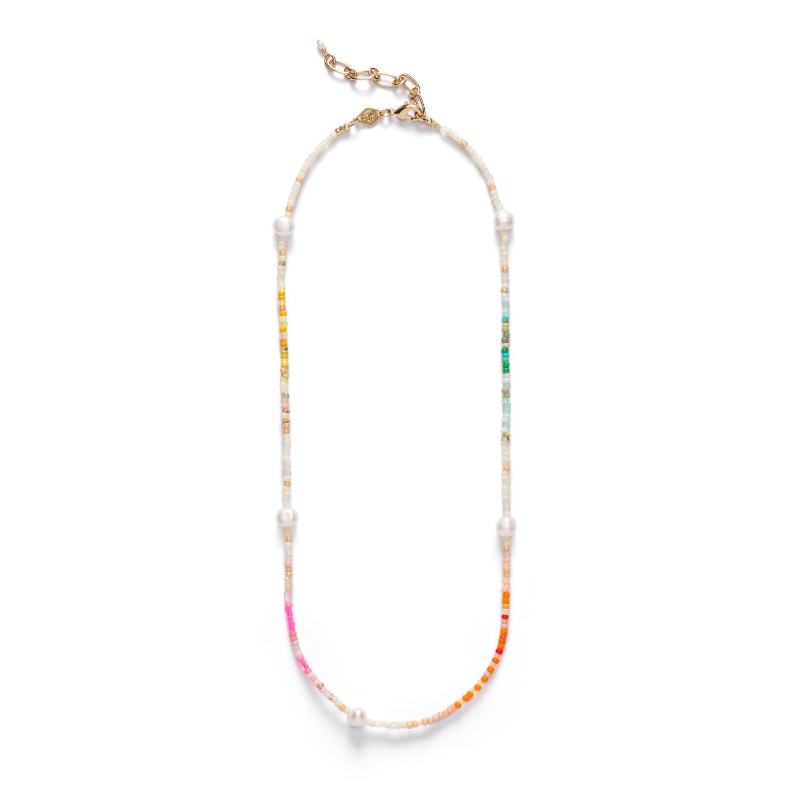 Collier Rainbow Nomad d'Anni Lu, rang de perles multicolores en dégradé ponctué de perles de culture blanches et fermoir chaîne dorée