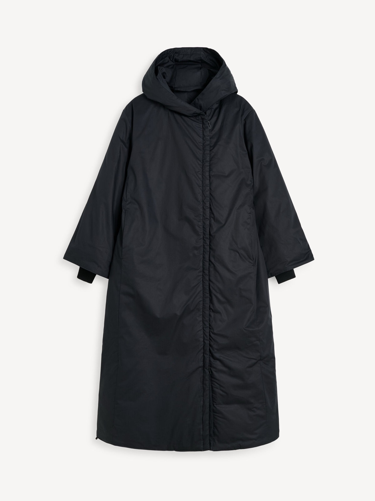 Manteau long Camie noir à capuche de By Malene Birger, rembourrage en coton recyclé